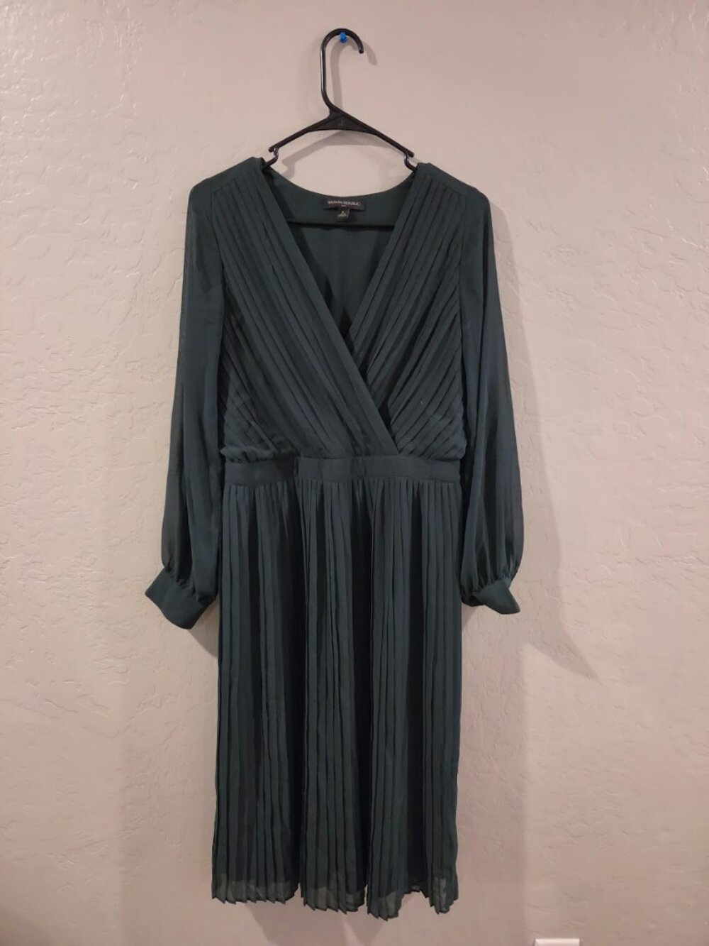 Women's Banana Republic Long Sleeve Pleated Dress